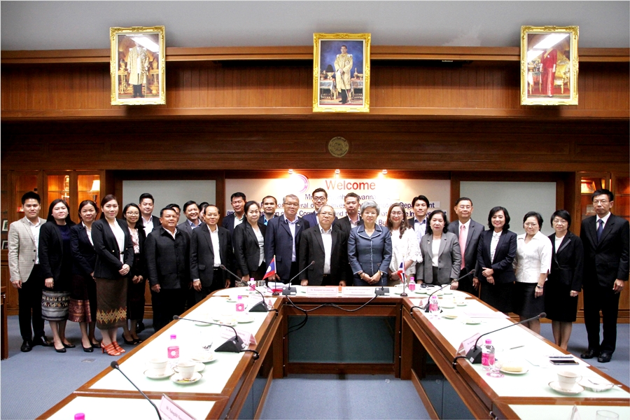 ﻿Mr. Bounpanh Souvannavong รองอธิบดีกรมส่งเสริมการลงทุน สาธารณรัฐประชาธิปไตยประชาชนลาว และคณะผู้แทน เข้าเยี่ยมและศึกษาดูงานเกี่ยวกับการจัดทำแนวทางการปรับปรุงบริการภาครัฐภายใต้กรอบ Ease of Doing Busines